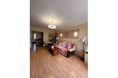 Продам 3-комн.кв. · 85 м² · 5 этаж, Жибек жолы, 32