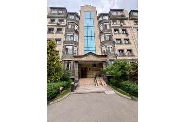 Продам 2-комн.кв. · 66 м² · 6 этаж, Есенберлина — Центральный парк