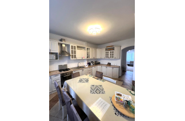 Продам 4-комн.кв. · 99.2 м² · 9 этаж, мкр.Алмагуль