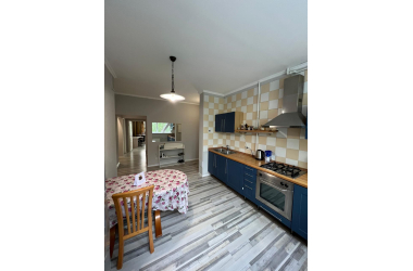 Продам 3-комн.кв. · 73 м² · 3/9 этаж, мкр.Алмагуль
