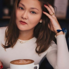 Я не психолог, не занимаюсь терапией, я человек, который умеет слушать !