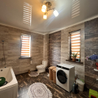 Продам дом · 7 комнат · 383.1 м² · 8 сот., Монтаева